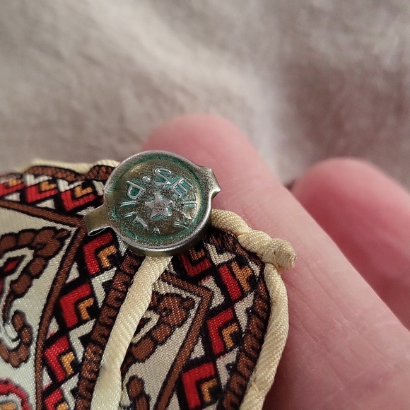 Floral and Patterned Scarves Set Five Pieces. - Picture 9 of 11